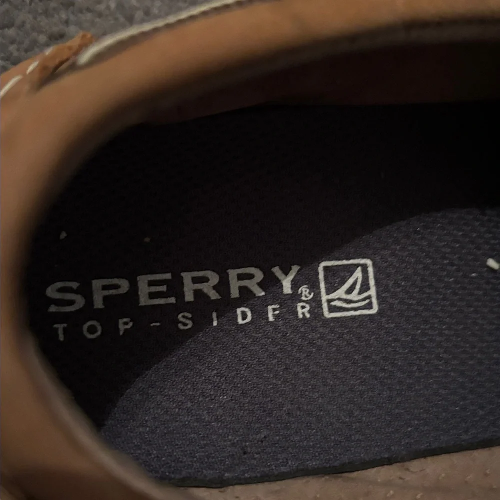 Sperry Boy’s Classic Chestnut Leather Boat Shoes - Picture 3 of 5